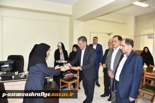 تجلیل از استادان برجسته دانشکده های پسران شهید شمسی‌پور و دختران ولیعصر(عج) به مناسبت هفته معلم 2